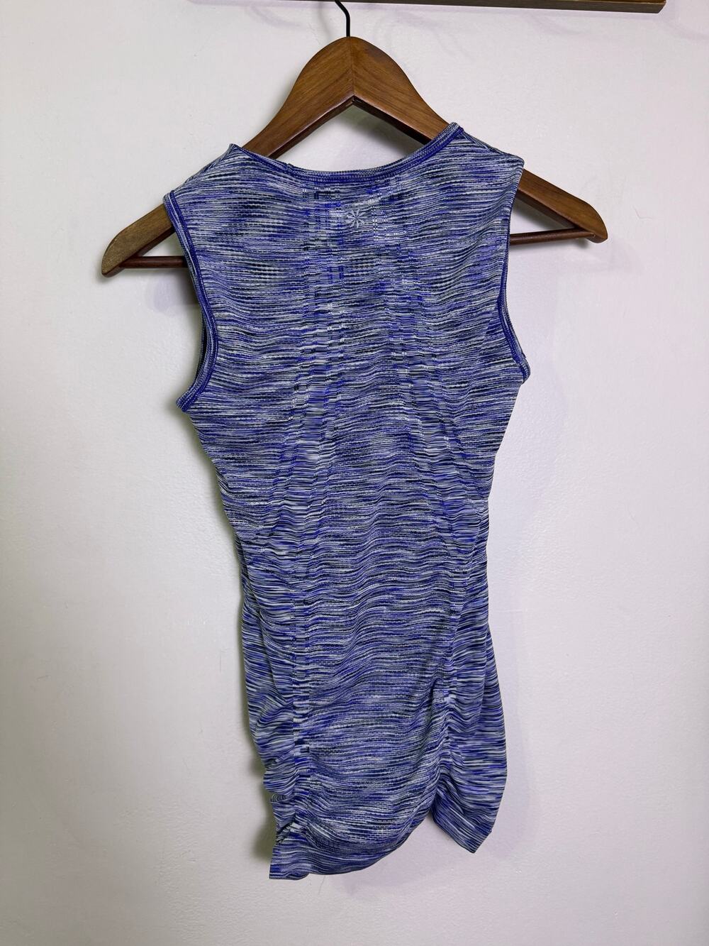 Athleta XS Breath Sleeveless Tank Blue Space Dye Ruched Grip Hem